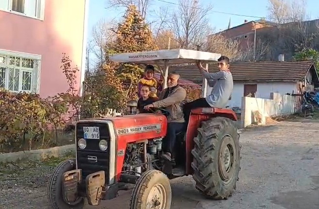 Şok Eden Olay! Traktör Tarladan Çıkmadı, Sahibi Icralık Oldu (6)