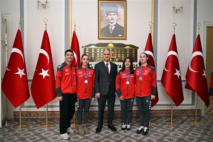 Sporcular Vali̇ Zi̇yaret (3)