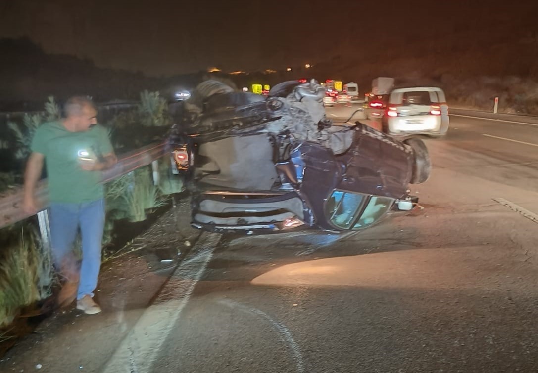 Tag Otoyolu’nda Ölüm Taklası 21 Yaşındaki Sürücü Olay Yerinde Öldü (2)