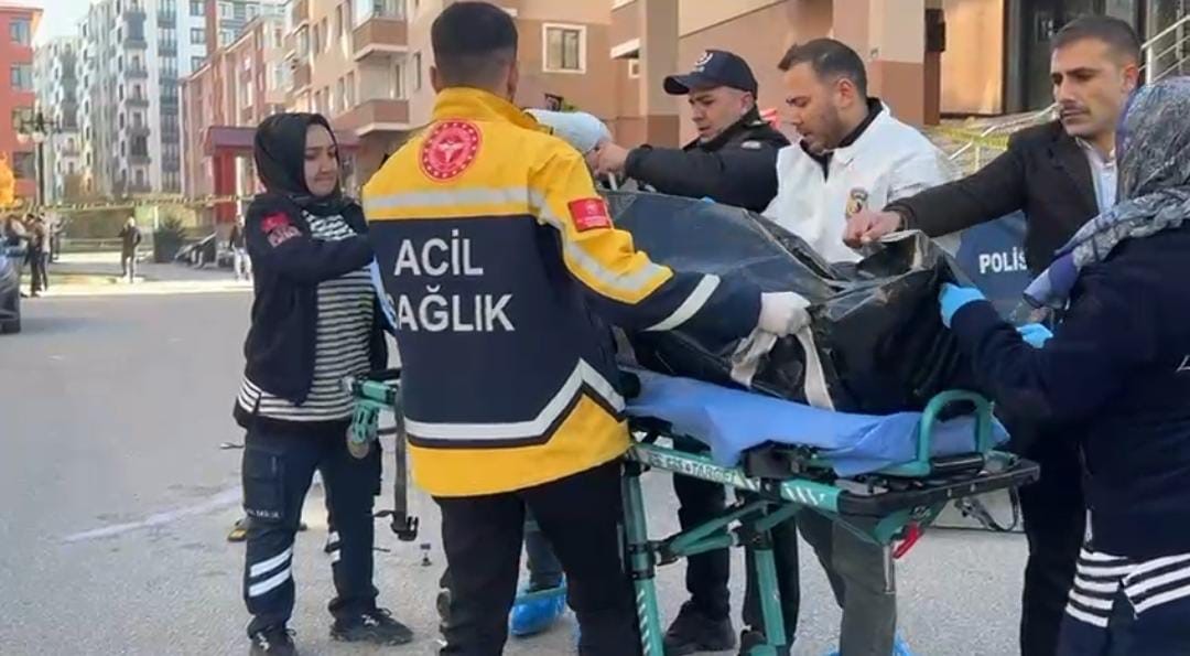 Takıntılı Adam Dehşet Saçtı Cezaevinden Izinli Çıktı, Eski Mesai Arkadaşını Öldürüp Intihar Etti (3)