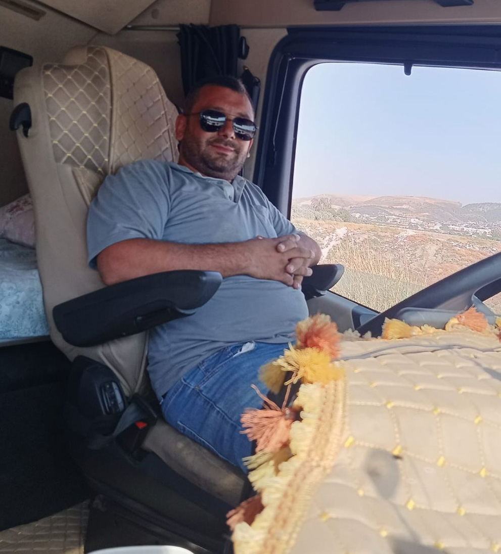 Tır Hareket Etmeyince Şüphelenildi Şoför Kabininde Ölü Bulundu (2)