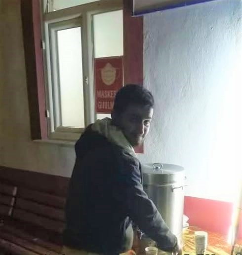 Üç Kardeşin Yolculuğu Acı Bitti Tarım Aracı Devrildi, Kardeşlerden Biri Can Verdi (2)