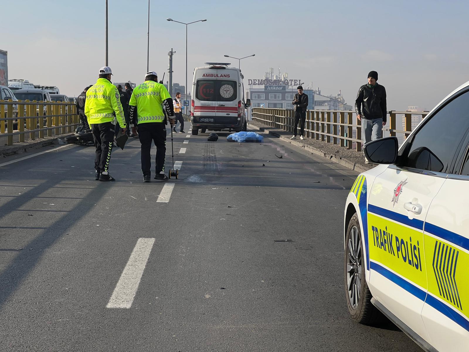 Üniversiteli Gencin Son Yolculuğu Motosiklet Tırın Altında Kaldı (3)