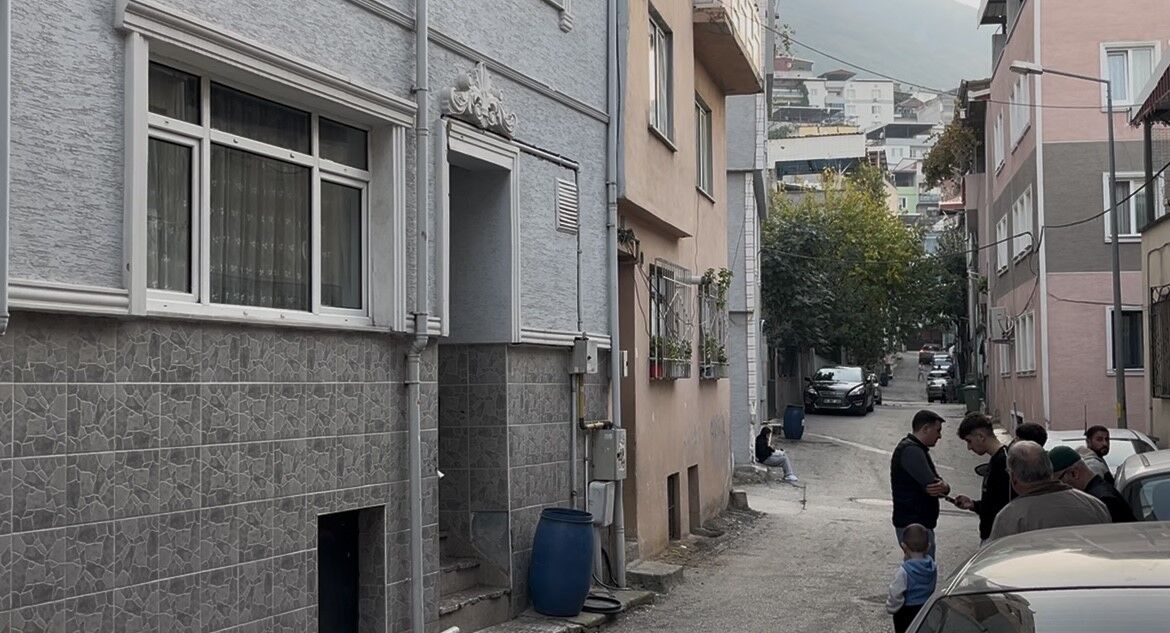 Vahşi Cinayet! 2 Çocuk Annesi Genç Kadın, Eşi Tarafından Katledildi (5)