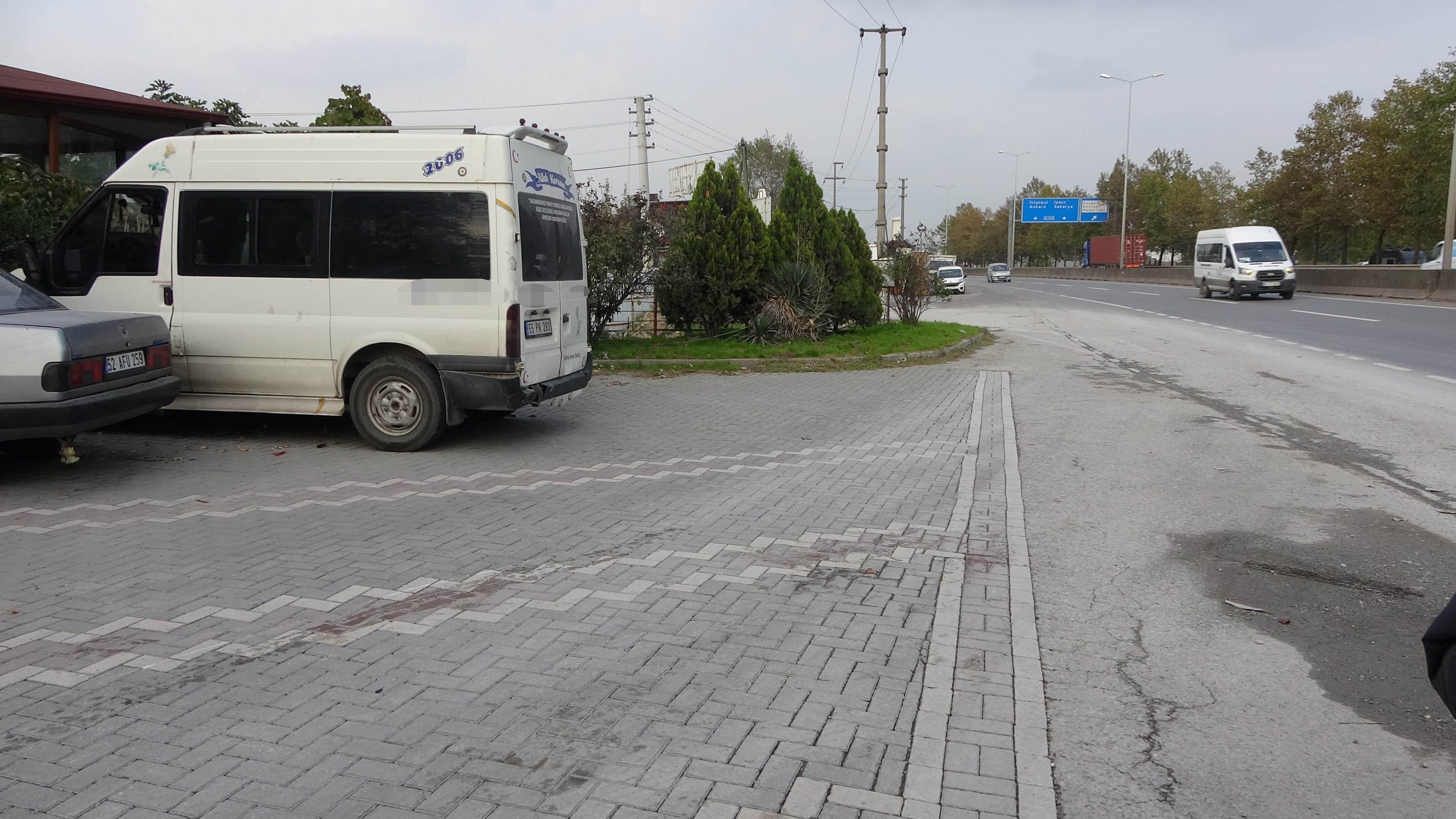 Yarış Iddiası Kan Dondurdu Otomobil Yayaların Arasına Daldı; 1 Ölü 3 Yaralı (6)