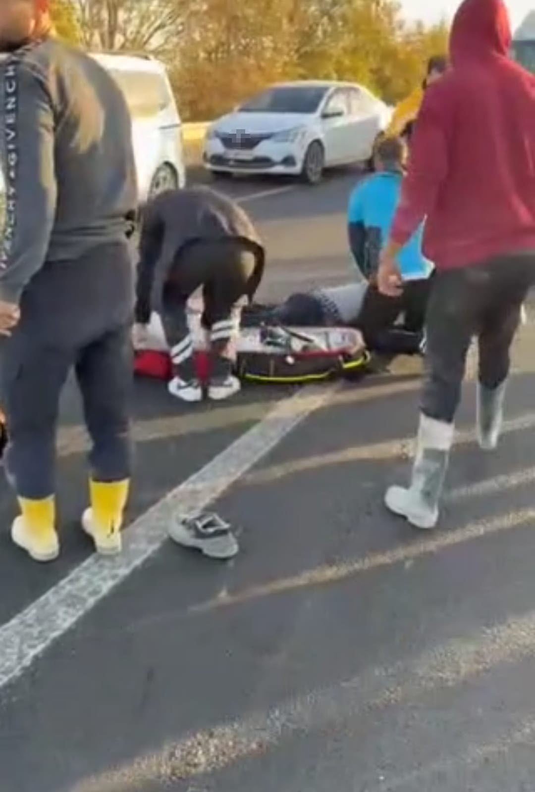 Yol Ayrımında Korkunç Kaza Karşı Yola Geçip Devrildi; 1 Ölü, 3 Kişi Yaralı (2)