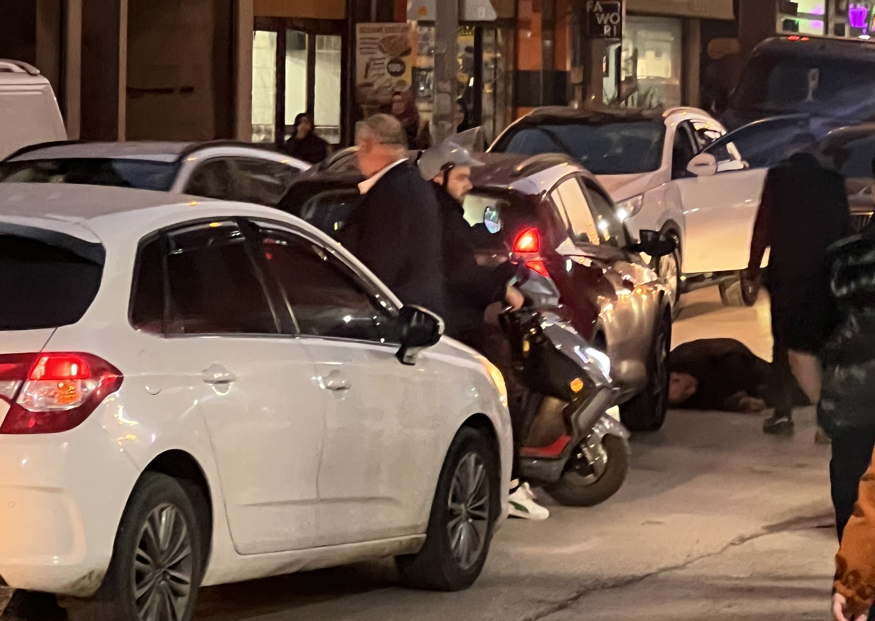 Yolun Karşısına Geçerken Dehşet 86 Yaşındaki Adama Otomobil Çarptı (4)