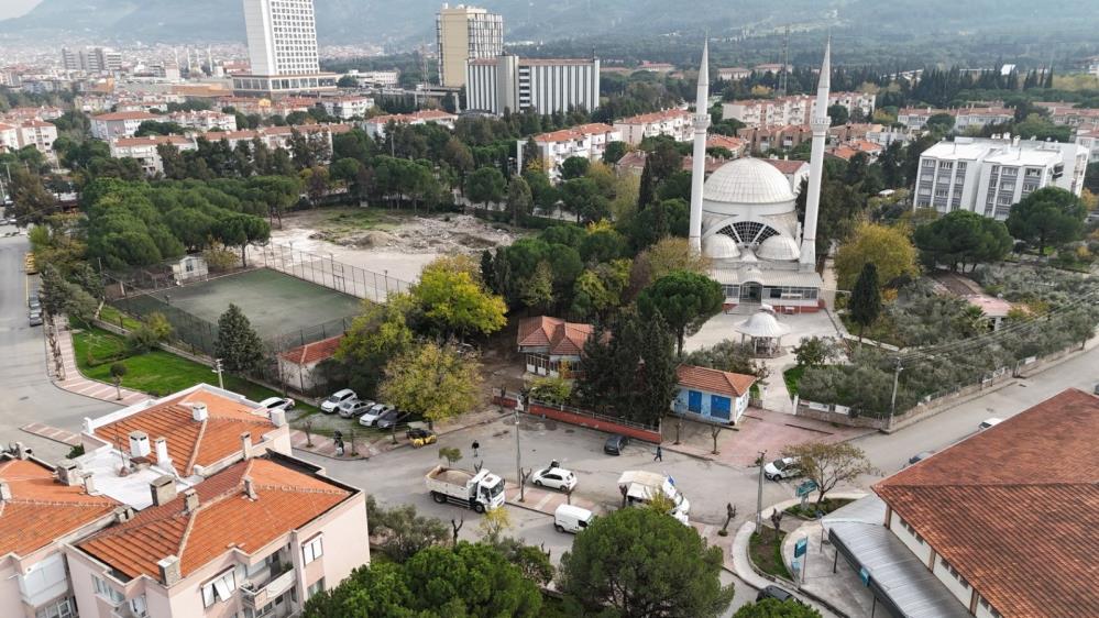 Yunusemre Belediyesi’nden Emekliler Için Müjde! (4)