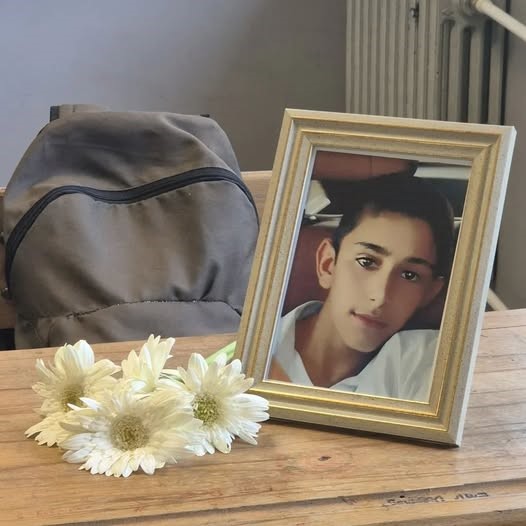 Yürek Yakan Olay! Okulda Aniden Rahatsızlan 13 Yaşındaki Çocuk Hayatını Kaybetti (4)