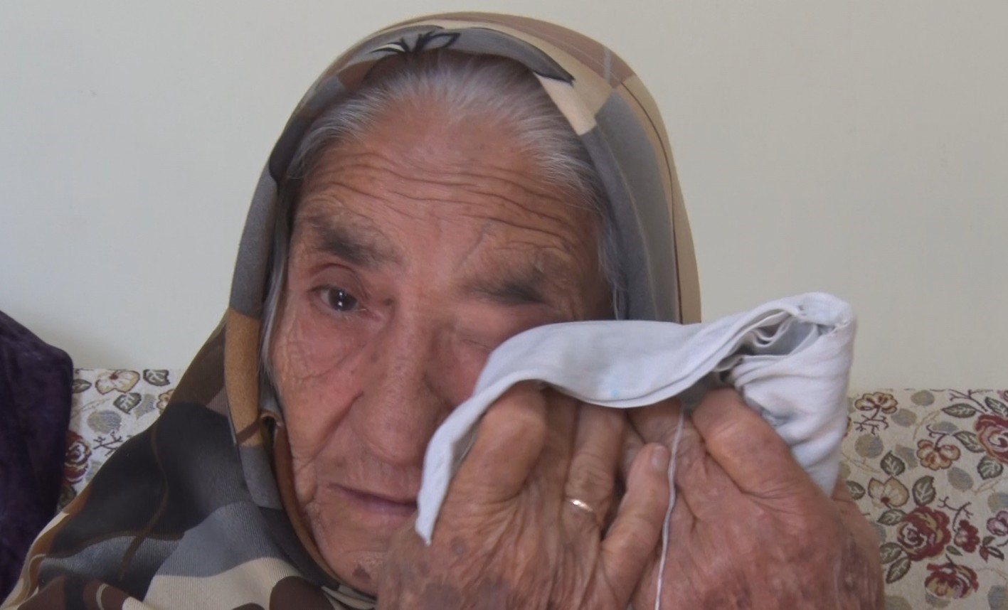 10 Yillik Birikim Bir Telefonla Buhar Oldu Yasli Cift Hayatinin Sokunu Yasadi (3)