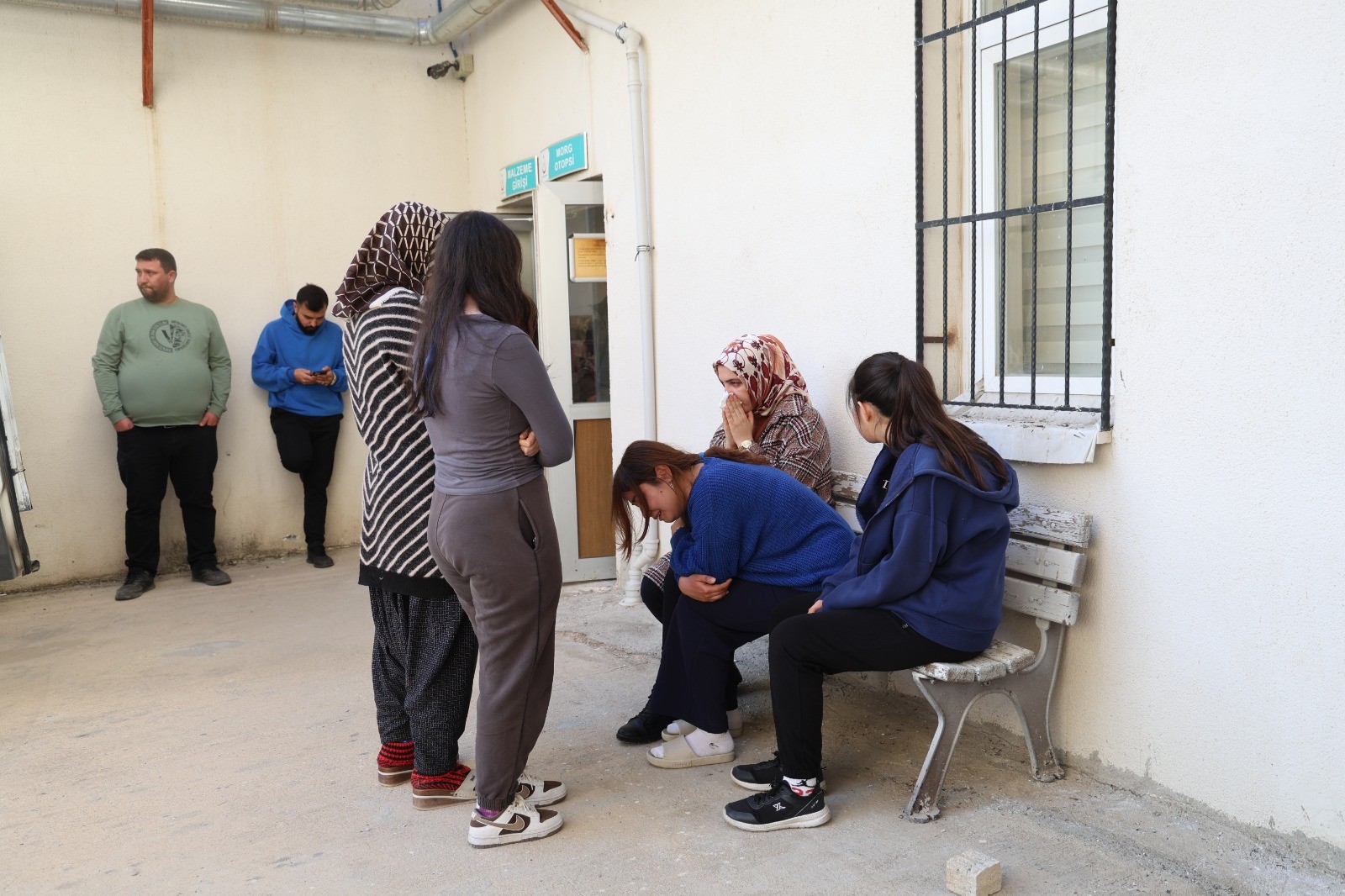 14 Gundur Araniyordu Aci Haber Geldi Kizinin Feryadi Yurek Dagladi7 05