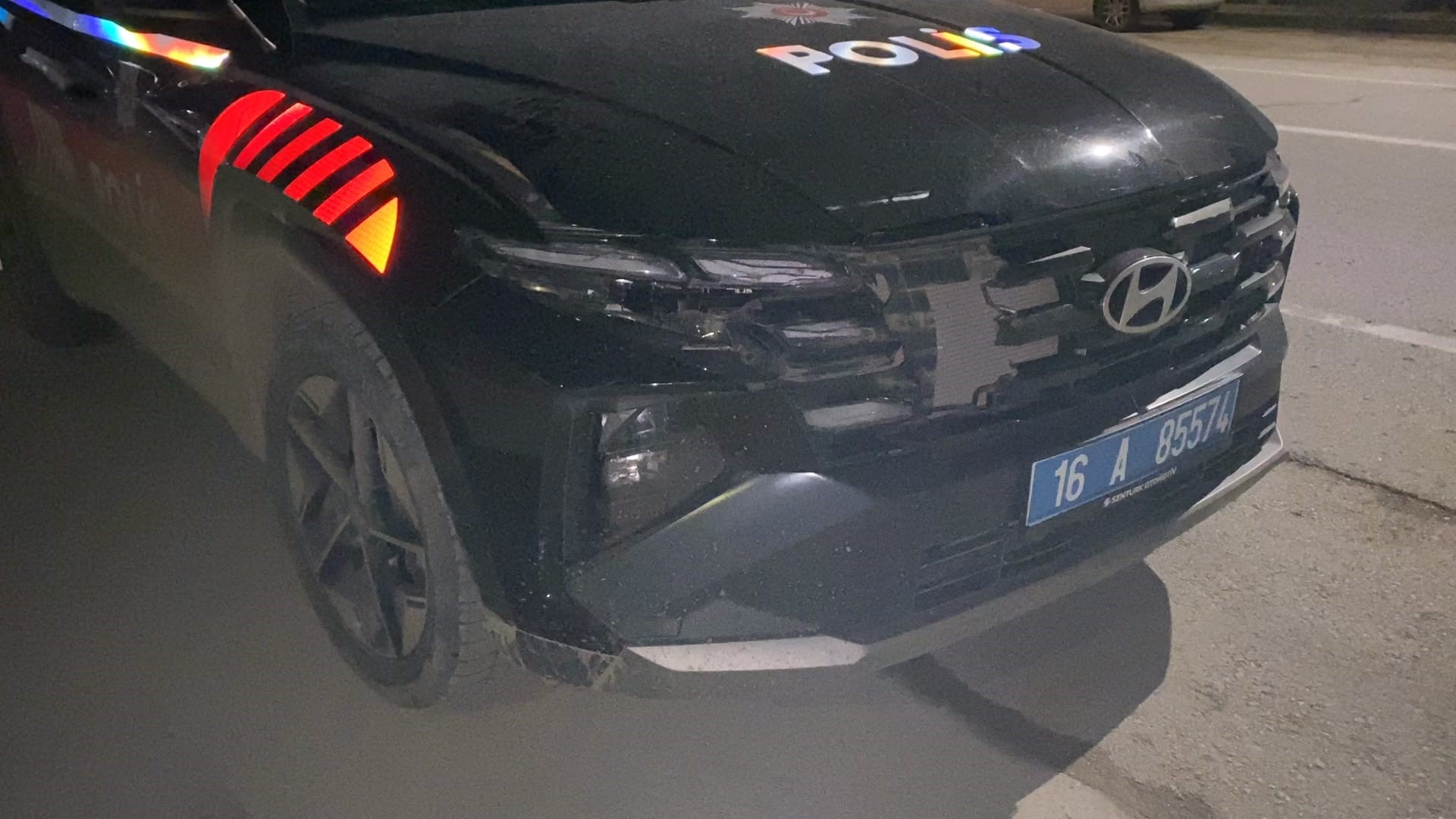 15 Yaşındaki Sürücüden Film Gibi Kaçış Gece Yarısı Adrenalin Dolu Anlar Pahalıya Patladı (3)