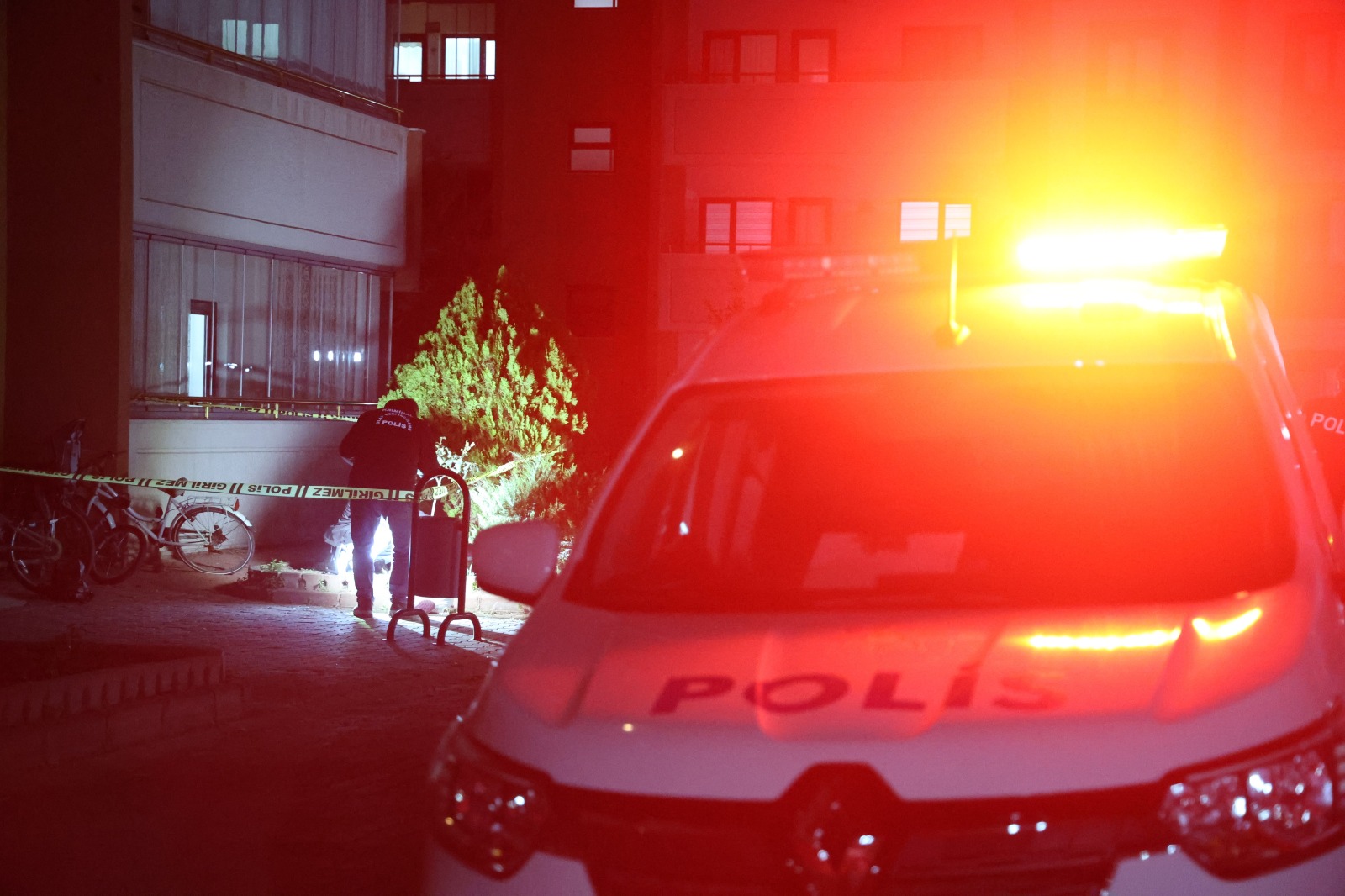 22 Bıçak Darbesiyle Öldürmüştü ‘Kolumda Ebru Yazıyor’ Savunması Kendini Kurtaramadı (1)-2