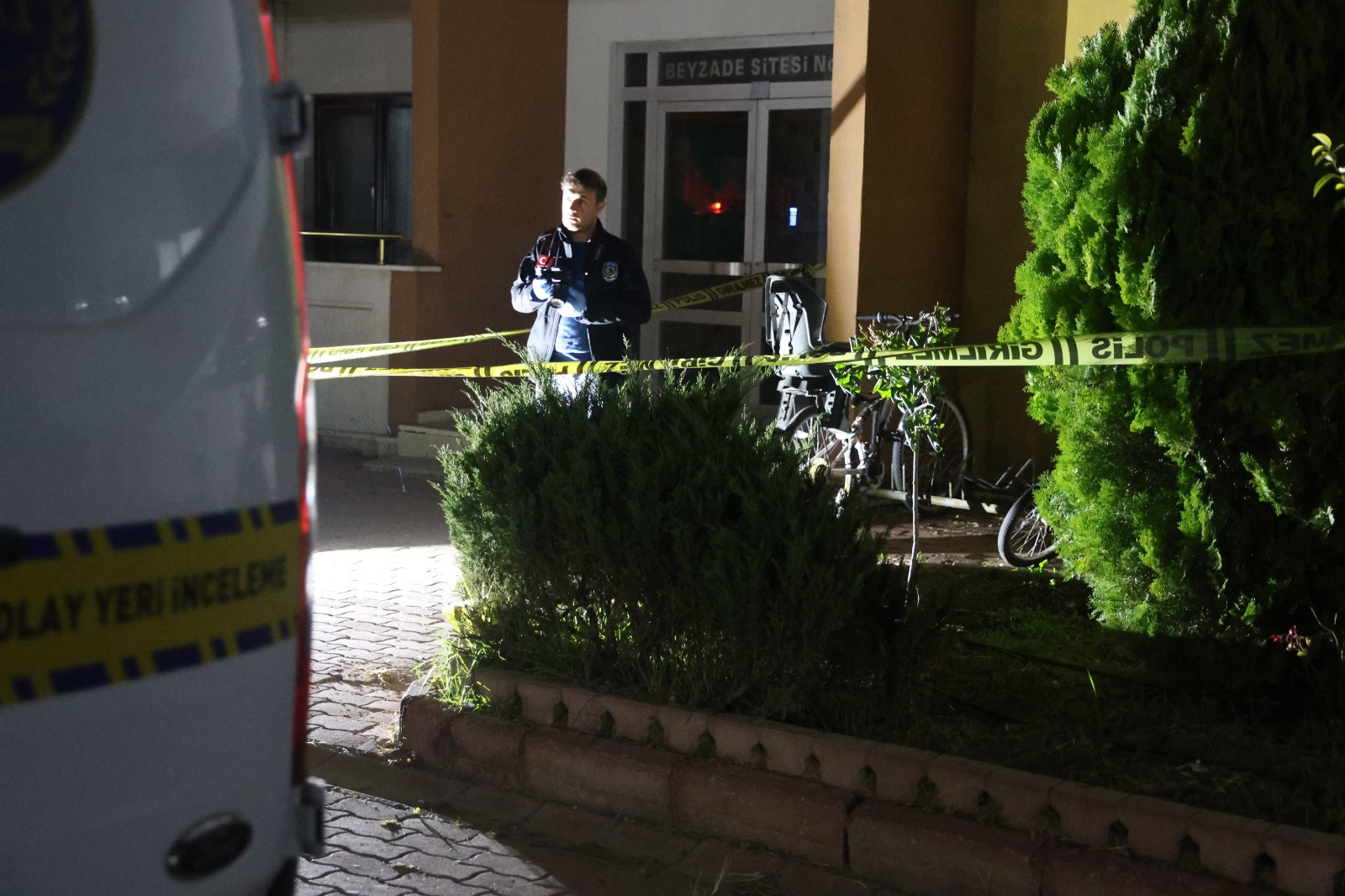 22 Bıçak Darbesiyle Öldürmüştü ‘Kolumda Ebru Yazıyor’ Savunması Kendini Kurtaramadı (3)