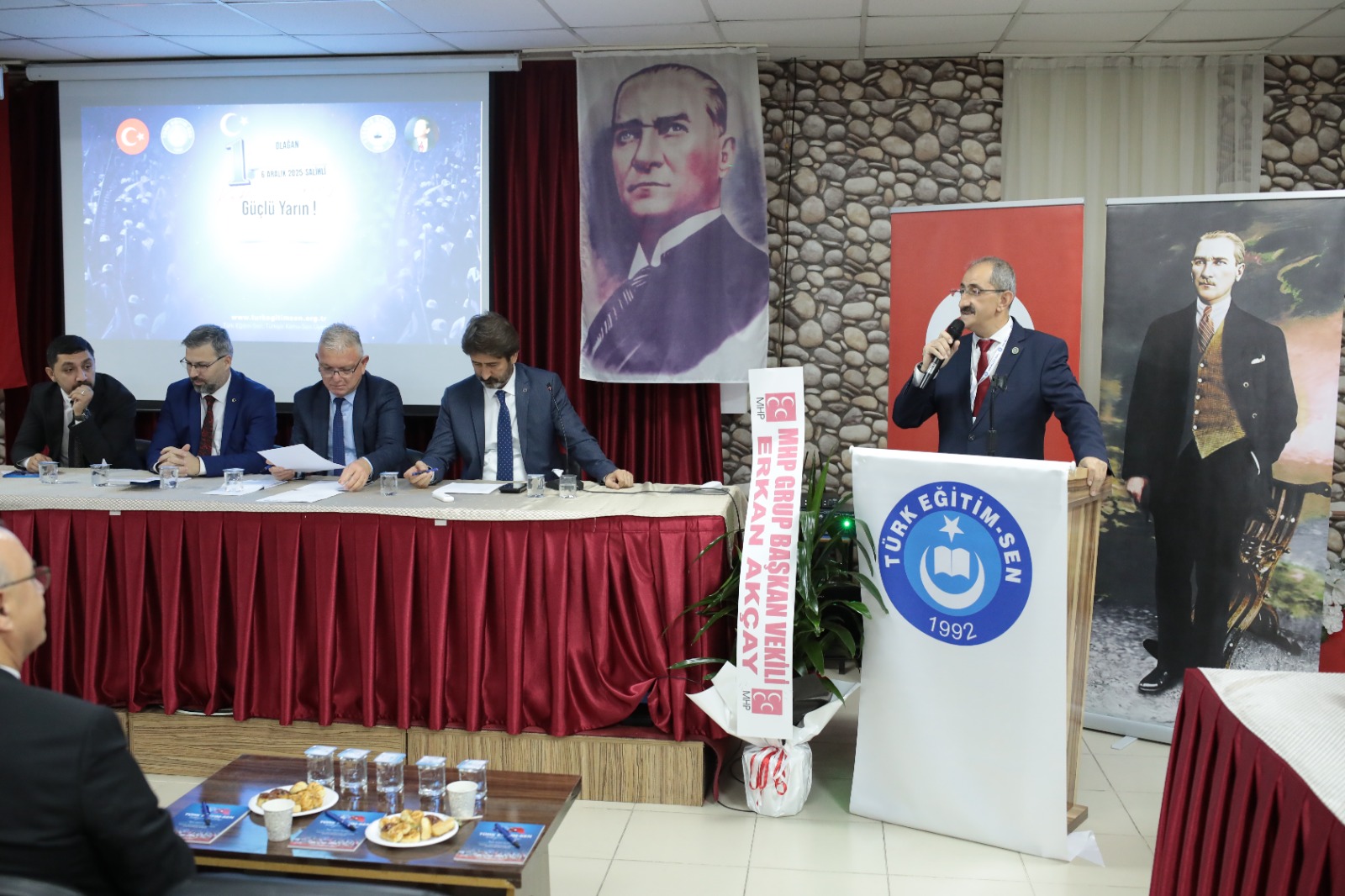 453059C7 6C53 4Ee3 8D97 Cf34437C76C0