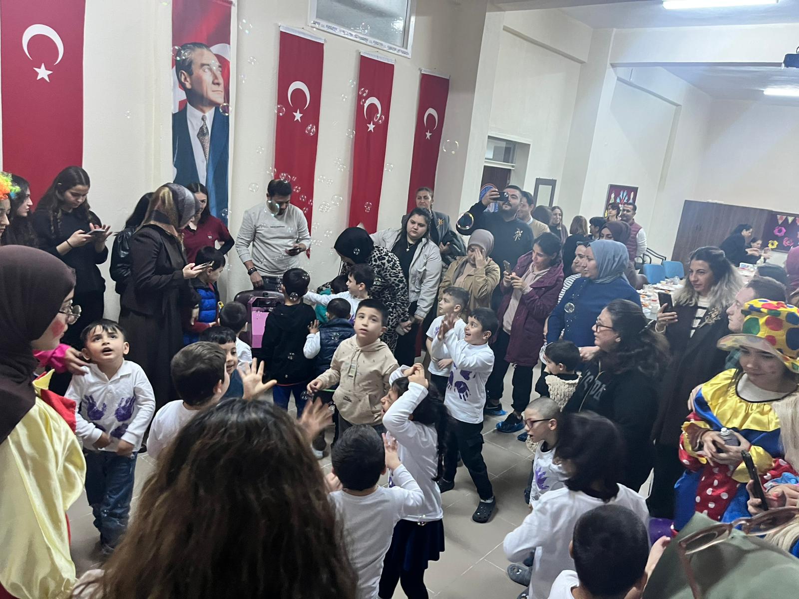 72Ed6B46 0E40 4Bcc 8C87 7D37838C25Cd