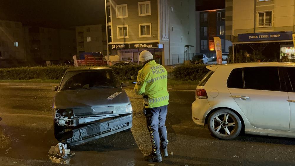 Agabeyimi Arayacagim Deyip Bir Daha Donmedi Surucu Kazadan Sonra Kayboldu (2)