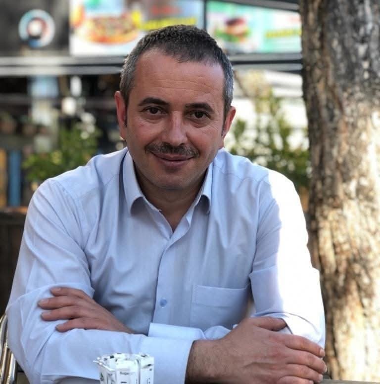 Ağaca Çarpan Otomobil Kağıt Gibi Ezildi Sürücü Feci Şekilde Öldü (2)