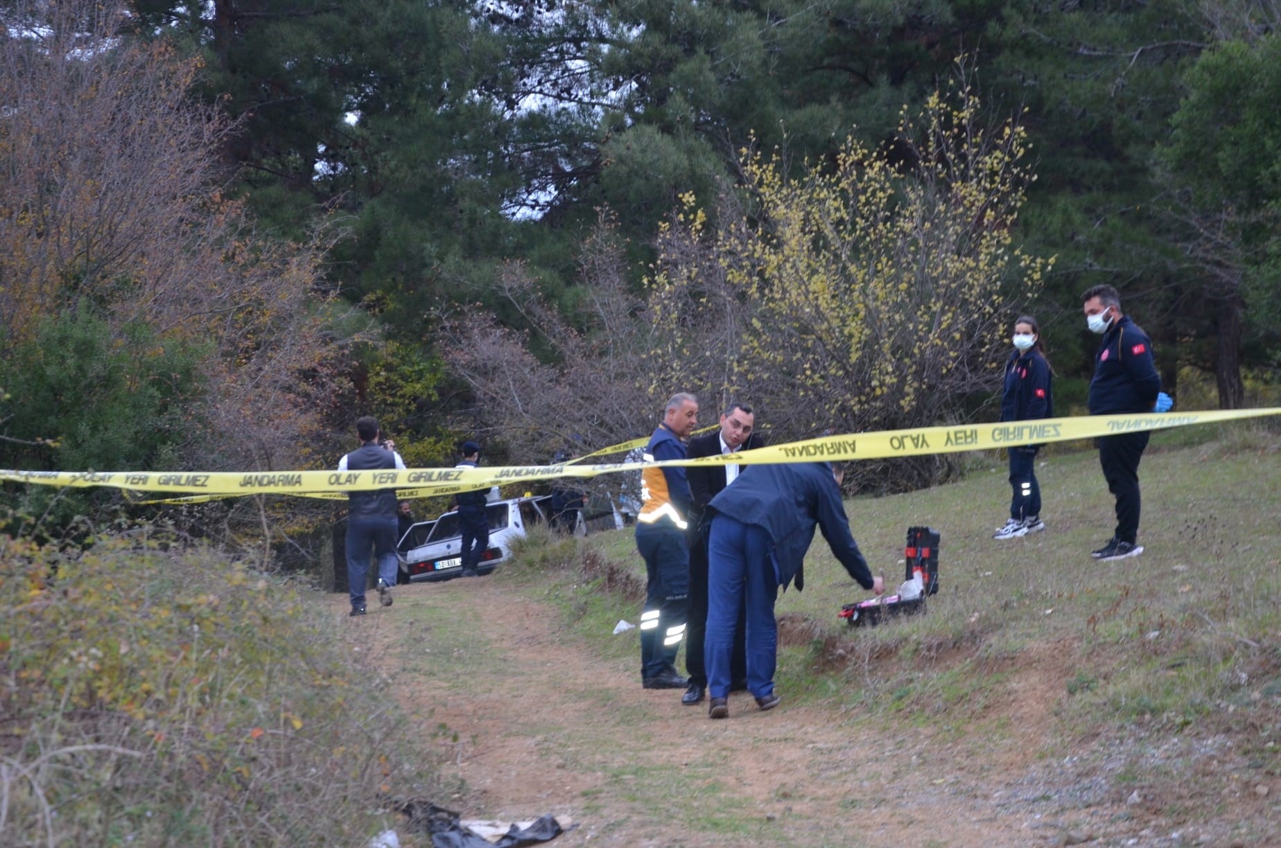 Ağaçlık Alanda Kan Donduran Manzara! Kayıp Anne Ve Eski Eşi Araçta Ölü Bulundu (6)