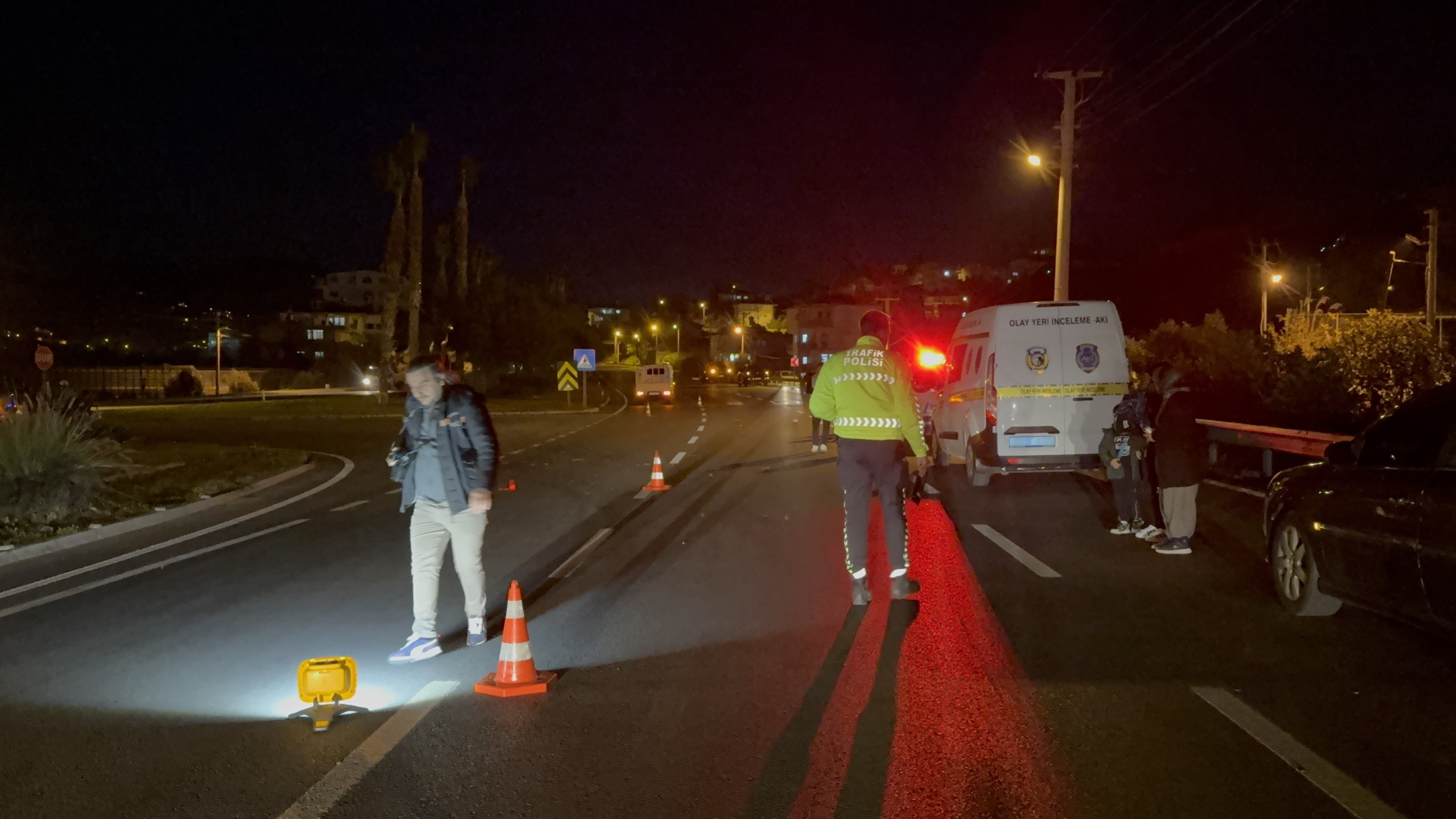 Aksam Saatlerinde Kahreden Kaza 61 Yasindaki Adam Kurtarilamadi 01