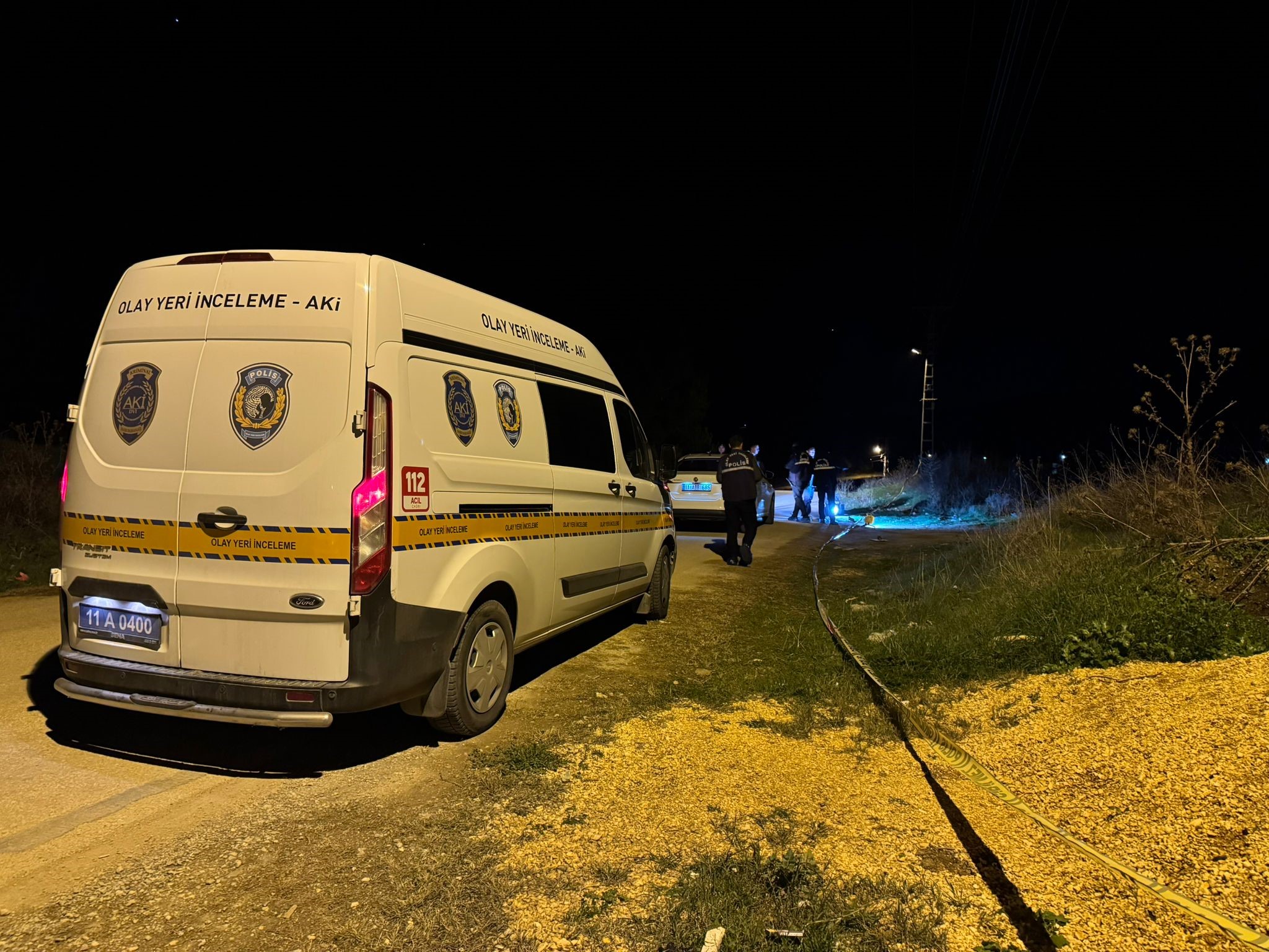 Akşam Saatlerinde Korkunç Manzara Yol Kenarında Ceset Bulundu (3)