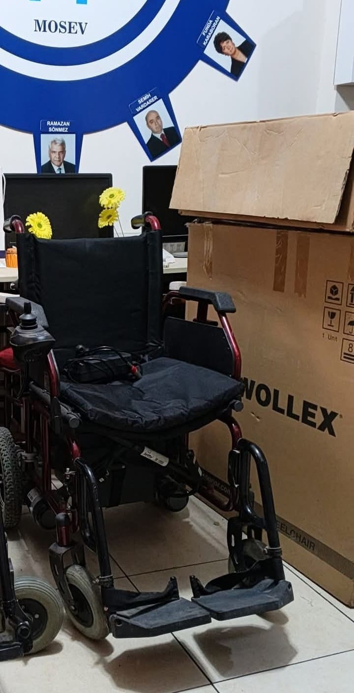 Akülü Engelli Araç