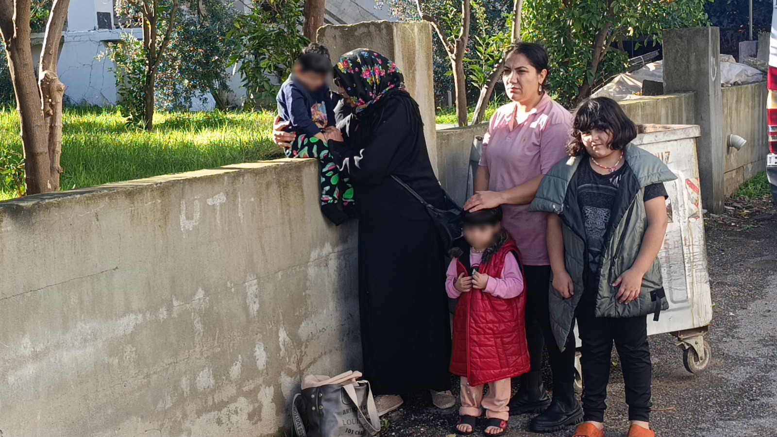 Alevlerden Kurtulmuslardi 3 Cocuk Ayni Evde Ikinci Yangin Kabusunu Yasadi5 01