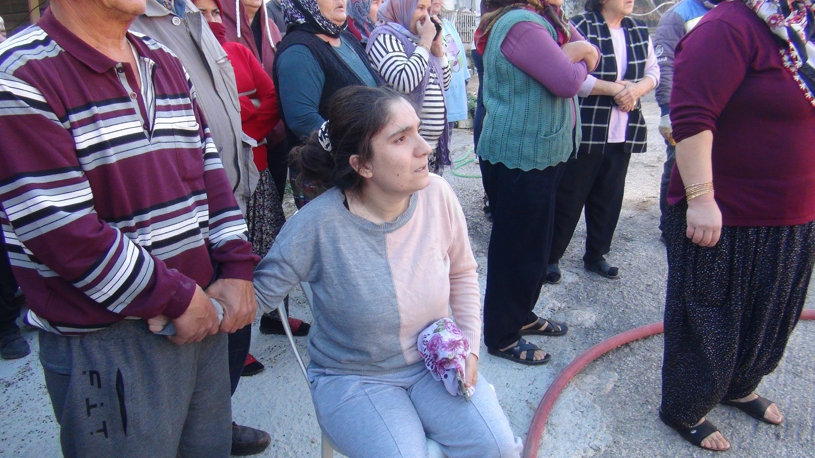 Anne Marketeyken Ev Alevlere Teslim Oldu 2 Çocuk Feci Şekilde Can Verdi (8)