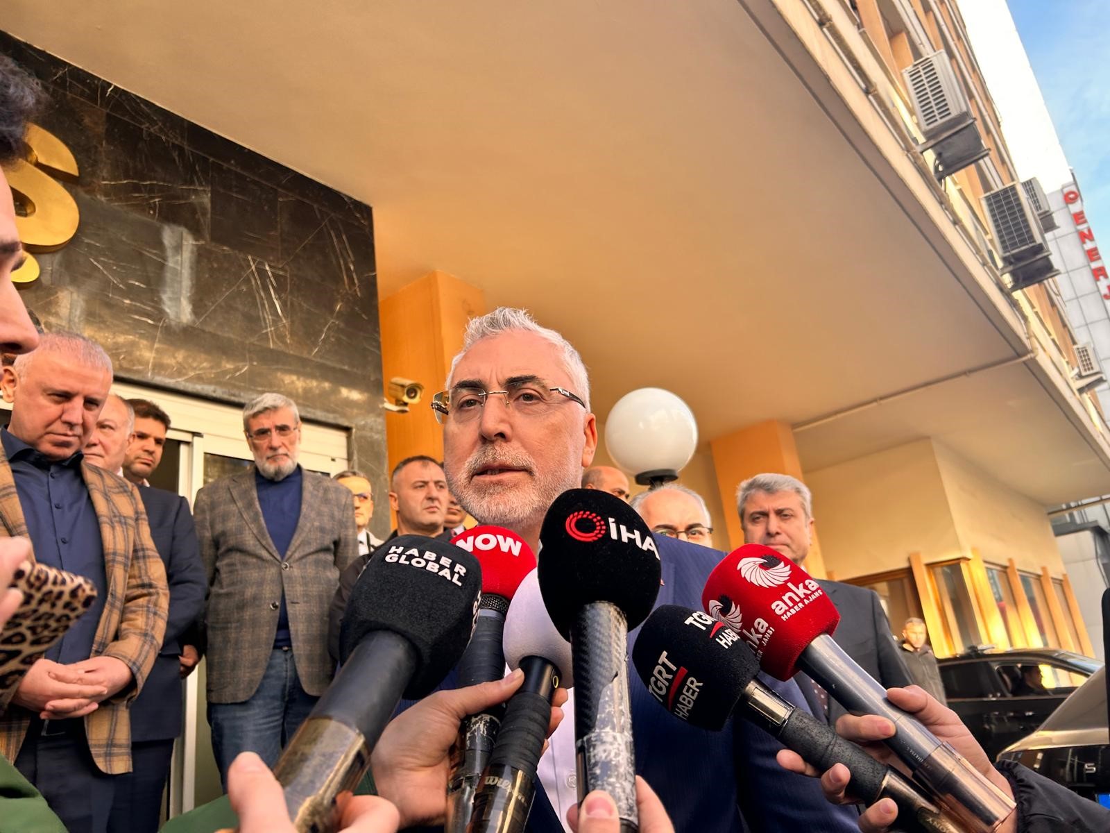 Asgari Ücrette Kritik Görüşme Türk İş Geri Adım Atmadı (3)