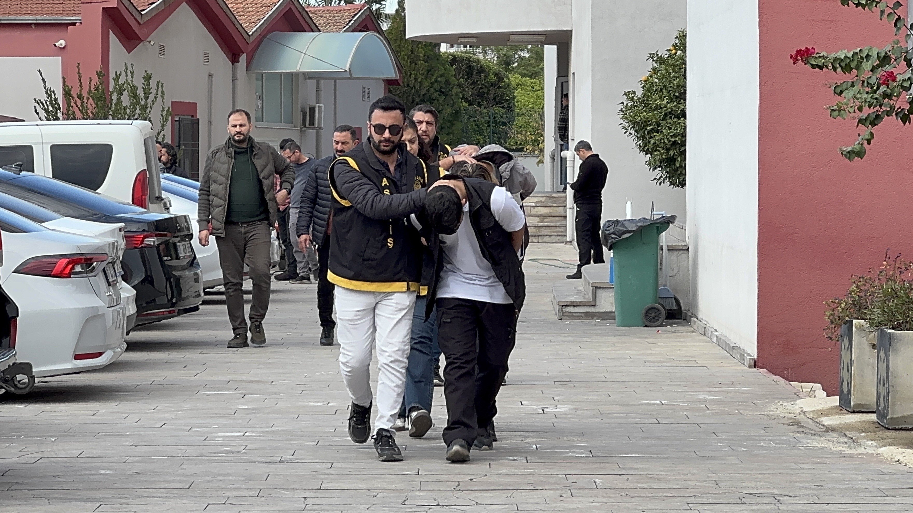 Aşk Üçgeni Cinayetle Sonuçlandı Genç Kız Konum Attı, Yeni Sevgili Bıçakladı (8)