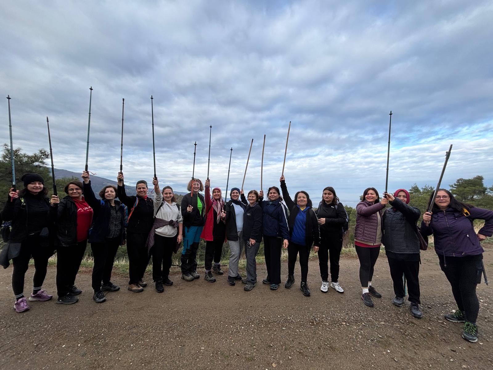 Aslı Wellness Sağlıklı Yaşam Grubu’ndan Karaağaç’ta 10 Kilometrelik Yürüyüş (1)-2