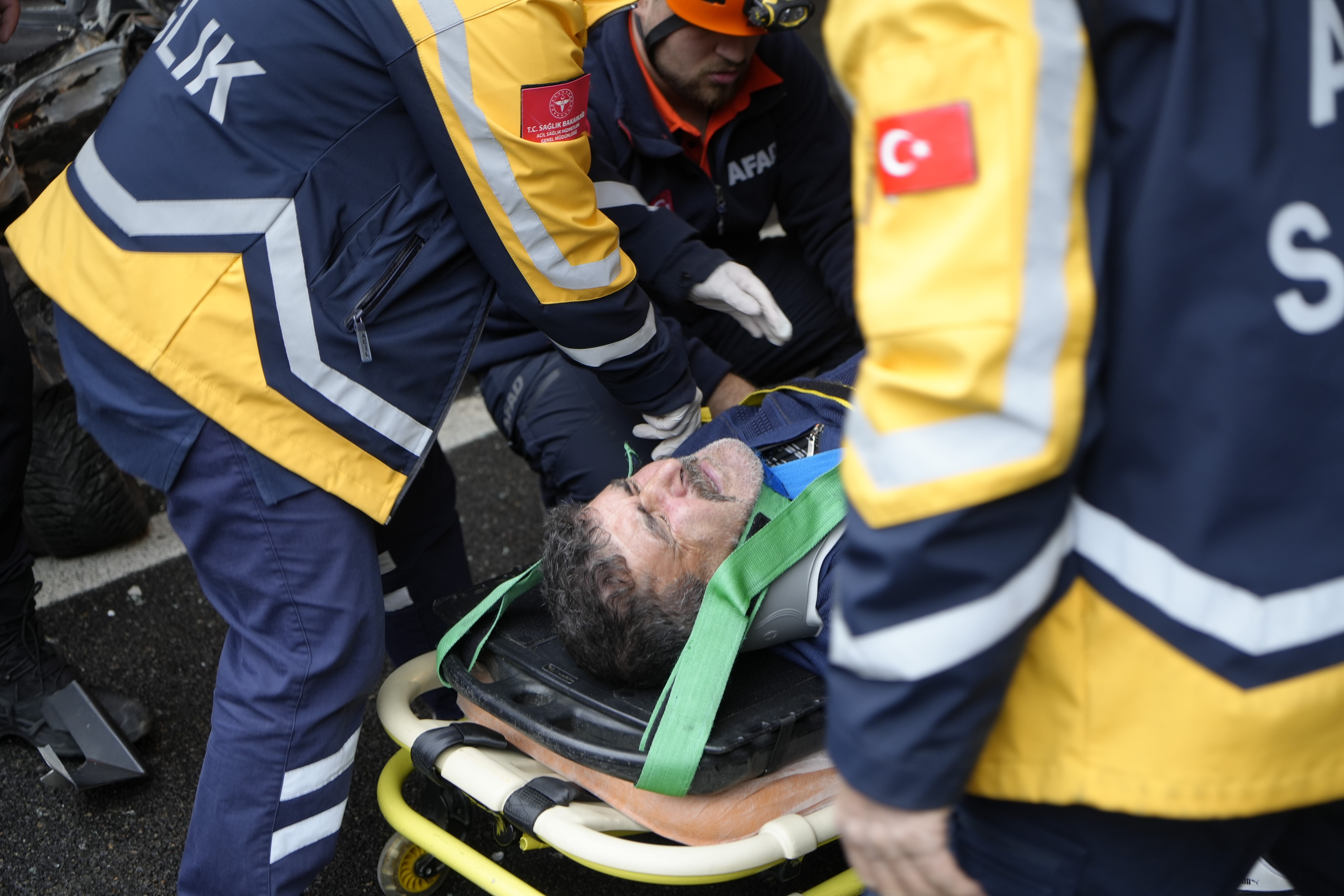 Aynı Güzergahta Art Arda Feci Kazalar! 1 Ölü, 3 Yaralı (2)