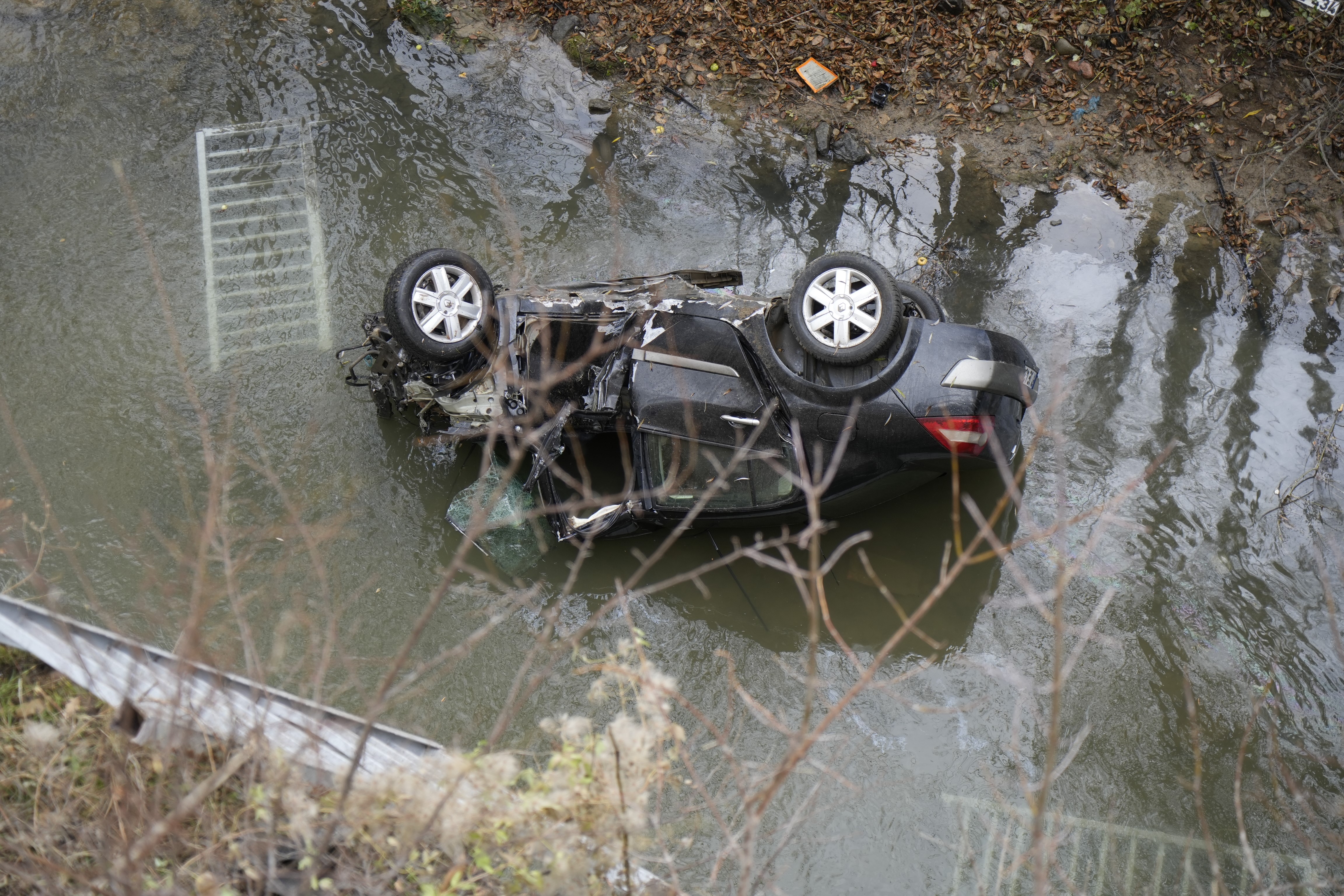 Aynı Güzergahta Art Arda Feci Kazalar! 1 Ölü, 3 Yaralı (4)