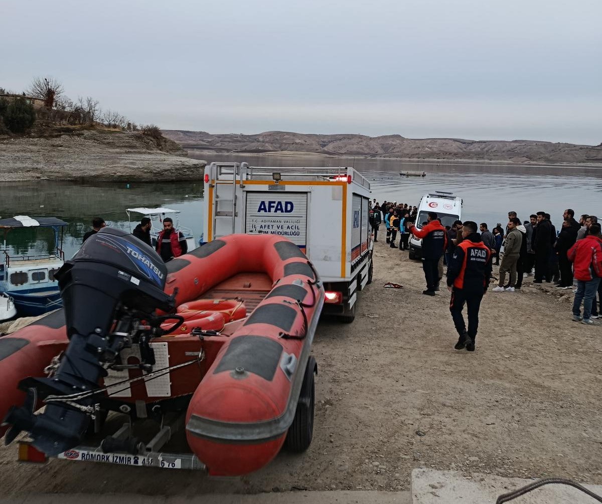 Balık Tutmak Için Açıldı… Barajda Kaybolan 2 Çocuk Babasının Cansız Bedeni Bulundu (4)