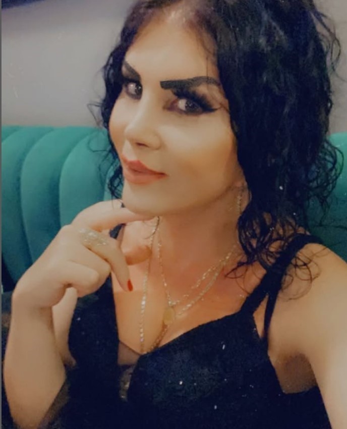 Bardagi Kafasina Vurdum Altinlari Aldim Kanli Elbiselerini Birakip Onun Kiyafetlerini (2)