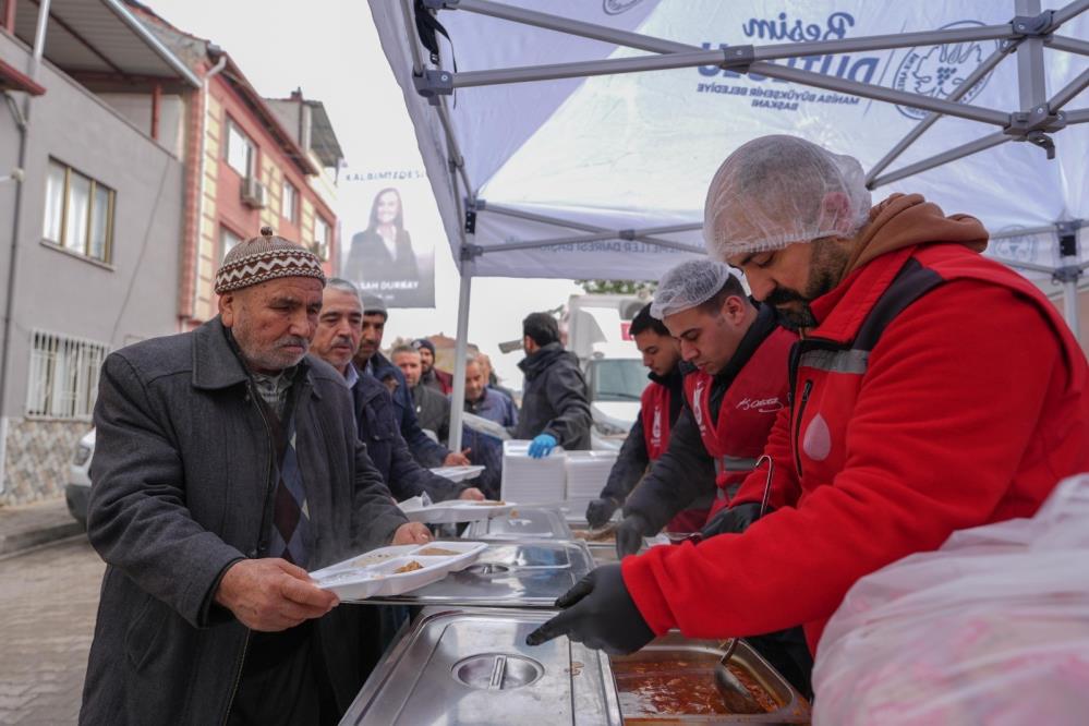 Baskan Gulsah Durbay Manisada Dualarla Anildi (2)