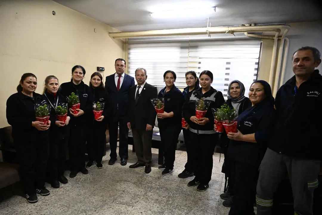 Belediyemizin Fedakar Personeli, Kıymetli Daire Müdürlerimiz, Her Koşulda Büyük Bir Özveriyle G (1)