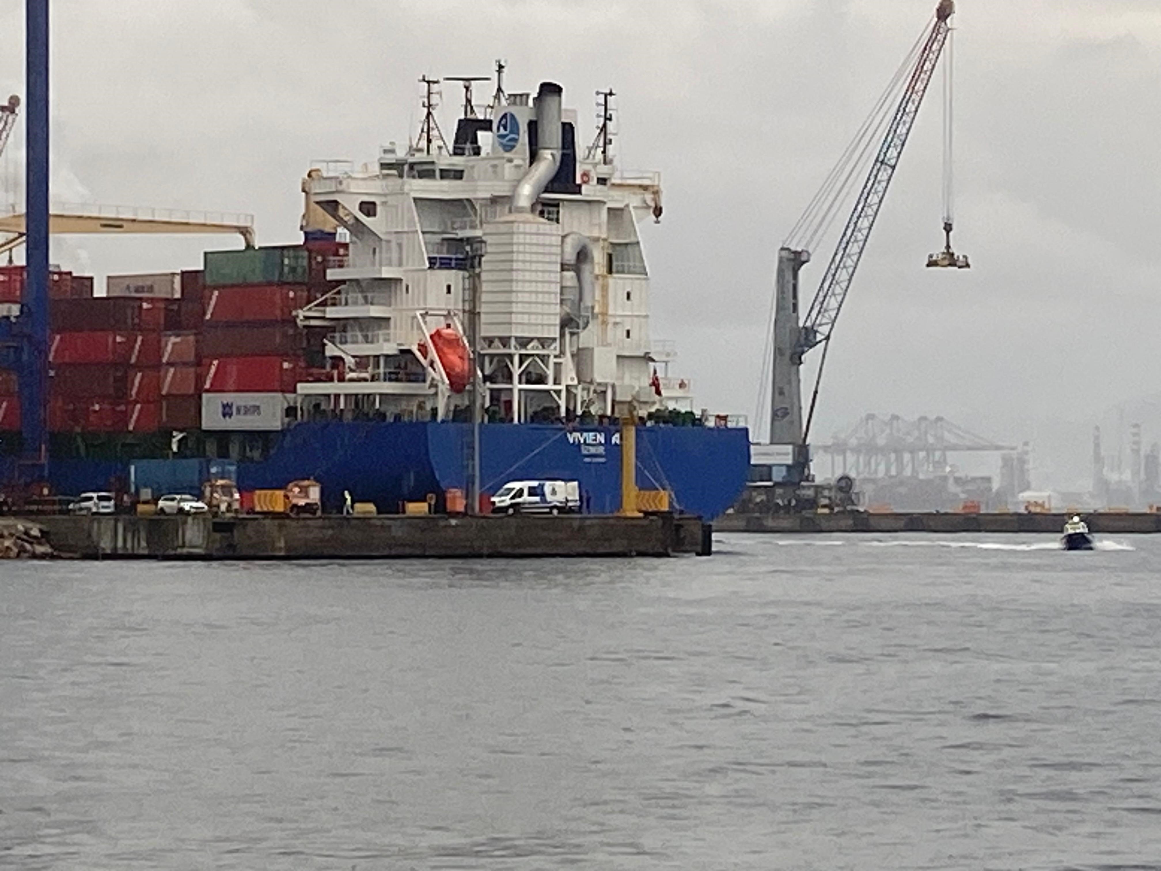 Bir Anda Yükselen Dalgalar Facia Getirdi Tekne Alabora Oldu, 1 Kişi Yaşamını Yitirdi (2)