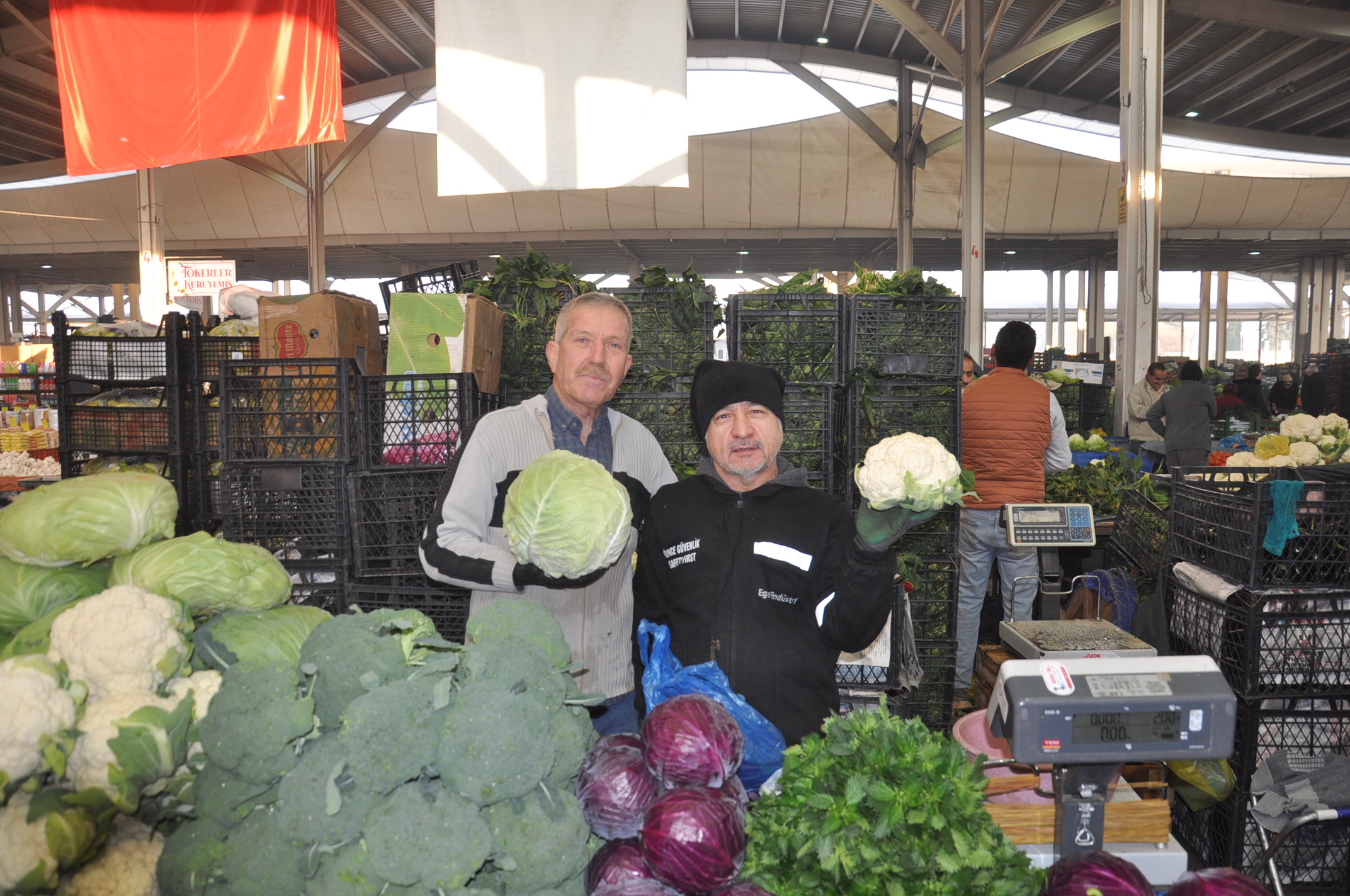 Çarşamba Pazarı Salihliii (2)