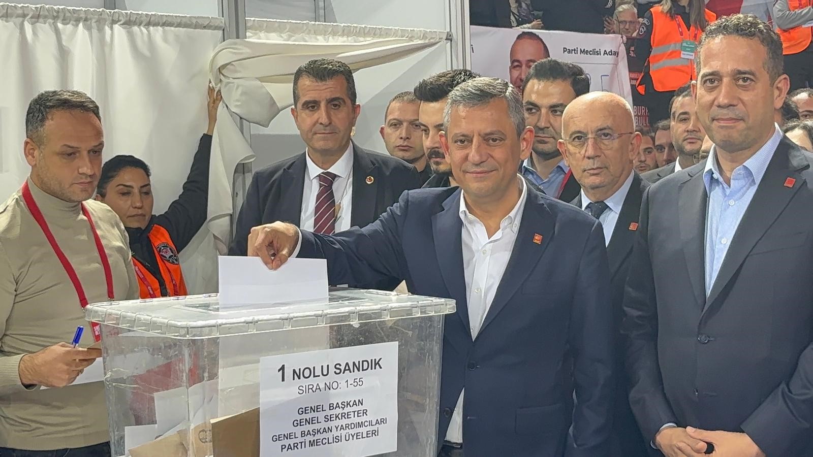 Chp Liderinden Iktidar Cikisi Her Soruna Cozum Sunan Bir Chp Geliyor Turkiye Hazir Olsun (3)