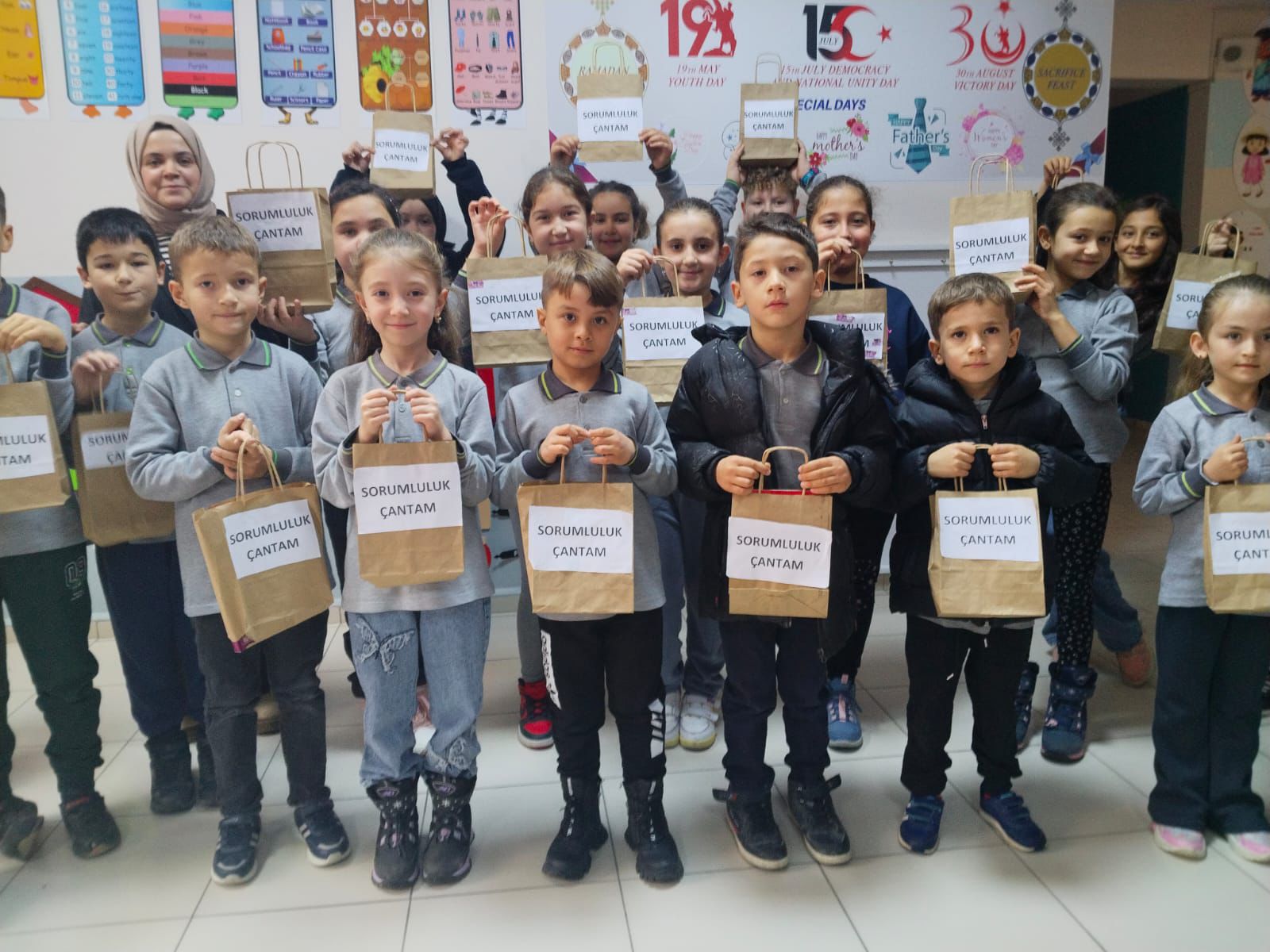 Demirci Ataturk Ilkokulunda Anlamli Etkinlik (6)