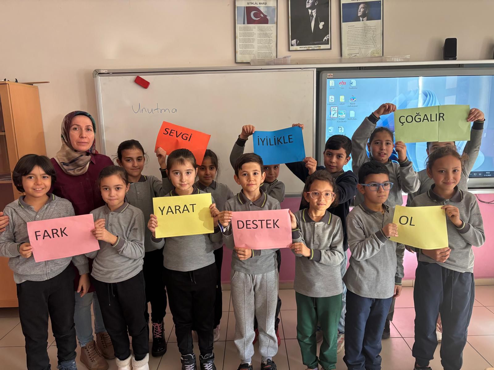 Demirci Ataturk Ilkokulunda Anlamli Etkinlik (9)