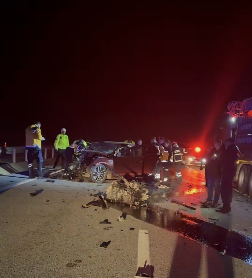 ‘Dur’ Ihtarına Uymadı, Ters Yöne Girdi Gece Yarısı 5 Kişiyi Hayattan Kopardı (6)