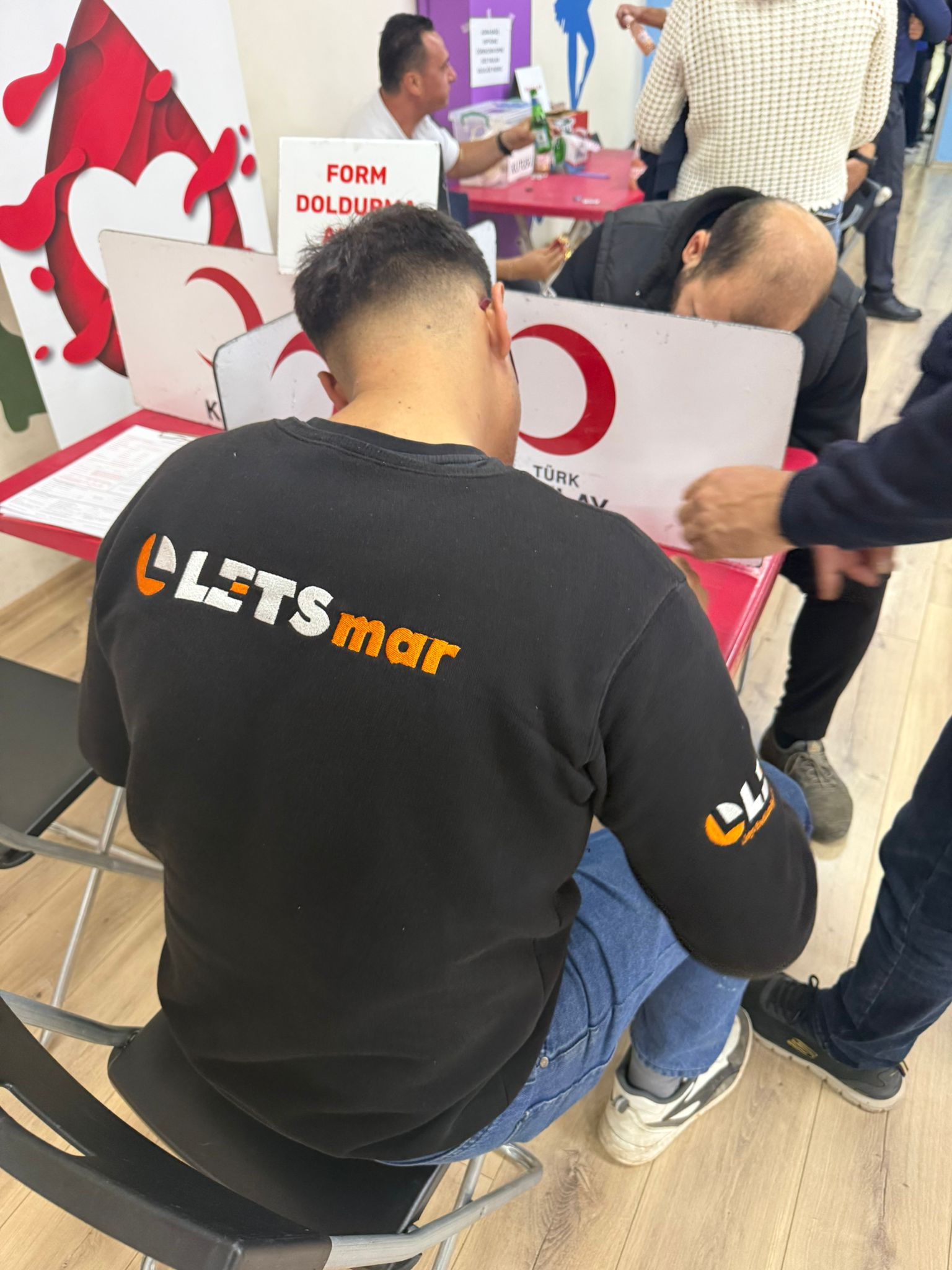 E9A00D82 46Cf 48D5 9854 0D841E687C90