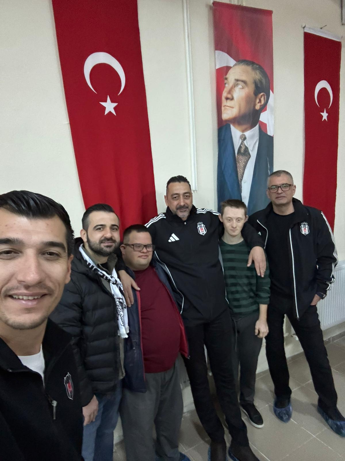 Ea8708Ee 2C10 4Ef8 A6D6 B86431107806