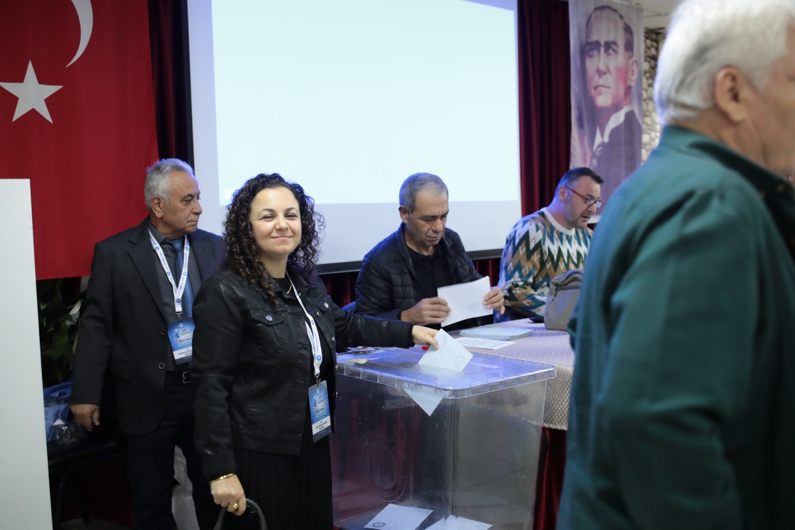 Ec1B034F 4Bc0 46F2 A28B 187Ba772E351