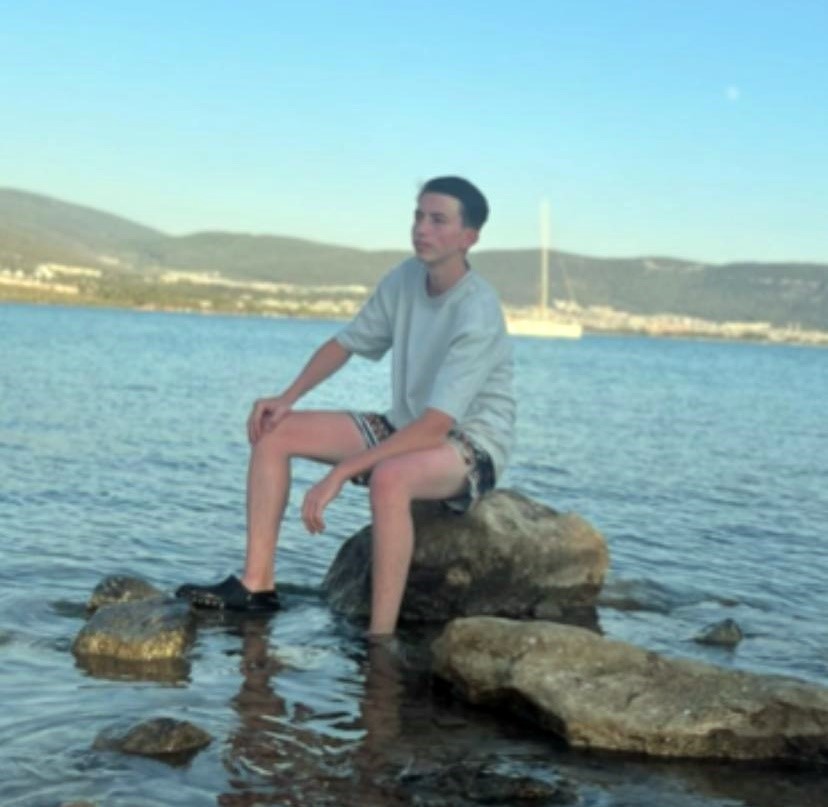 Ehliyet Sınavı Kabusa Döndü 18 Yaşındaki Genç Kalbine Yenildi (3)