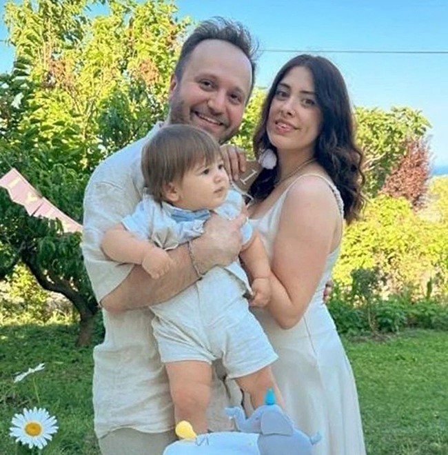 Eş Ve Çocuğunu Öldürmekle Suçlanan Doktor, Cezaevinde Yaşamına Son Verdi (3)