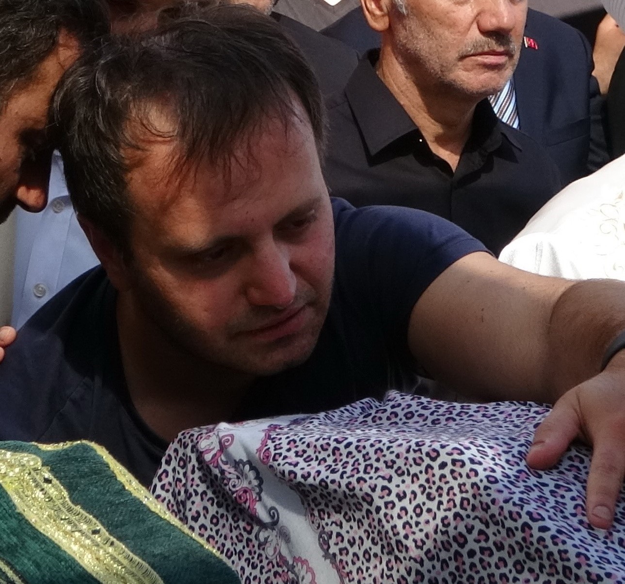 Eş Ve Çocuğunu Öldürmekle Suçlanan Doktor, Cezaevinde Yaşamına Son Verdi (4)