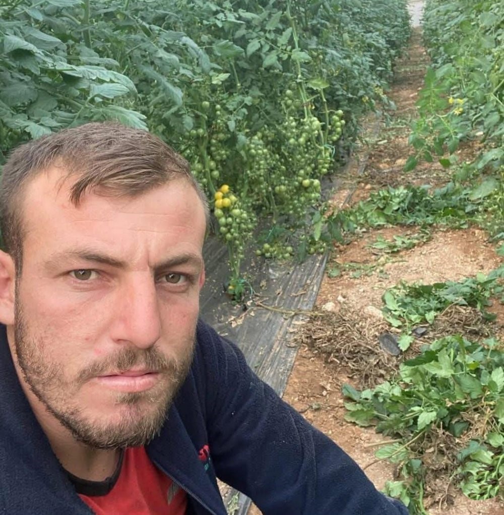 Eski Kız Arkadaşının Evi Önünde Bıçaklanarak Öldürülen Gencin Davasında Kamera Kayıtları Yeniden Incelenecek (3)